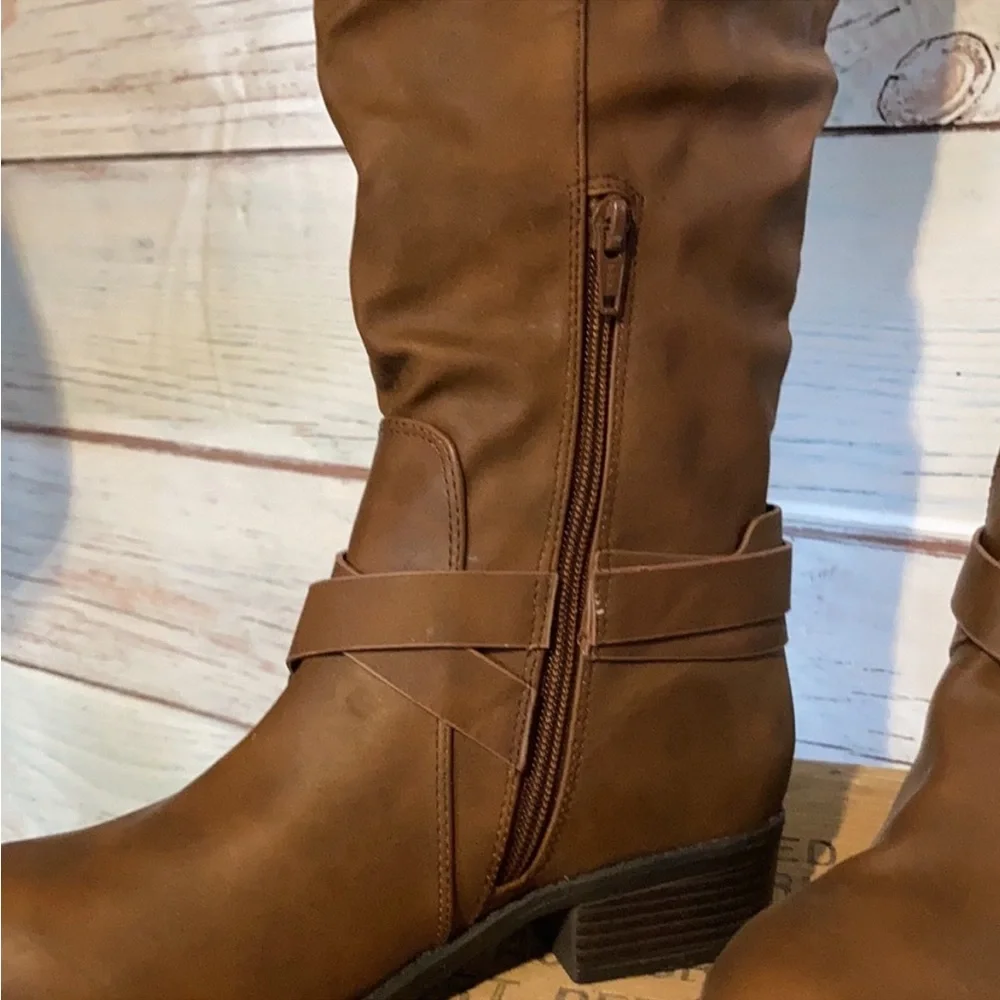 N/A wide brown